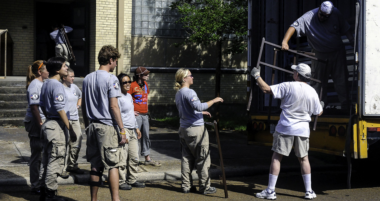 americorps and peace corp pay for college