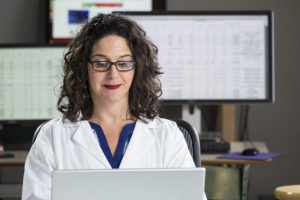 what does an informatics nurse specialist do
