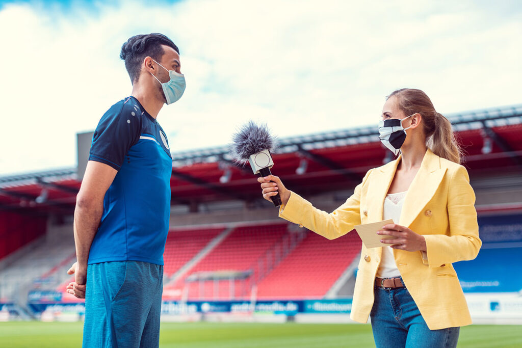 become a sports broadcaster